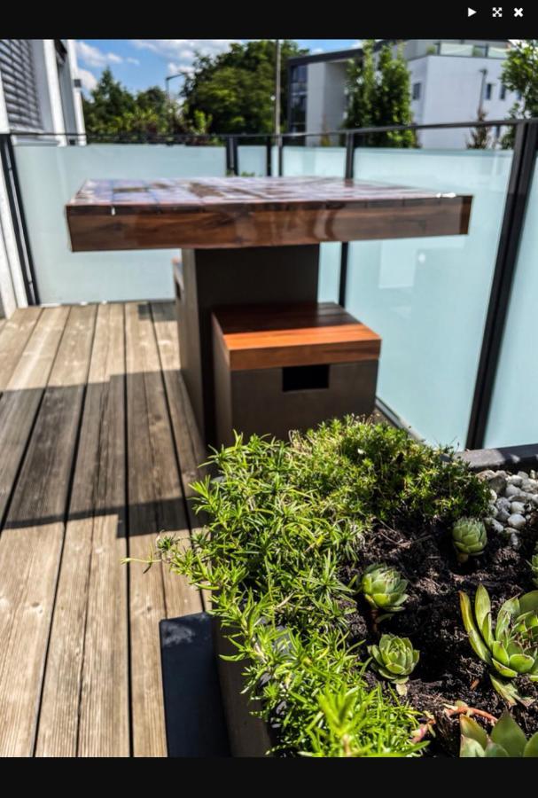 Zimmer - Modernes Apartment Mit 45 Qm. Straubing Exterior foto