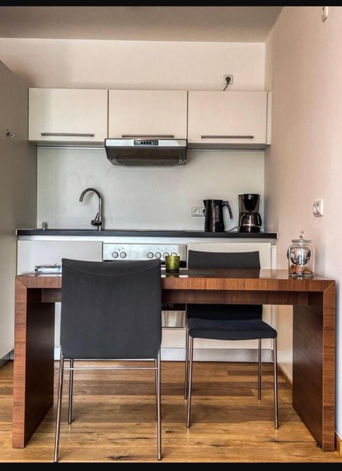 Zimmer - Modernes Apartment Mit 45 Qm. Straubing Exterior foto